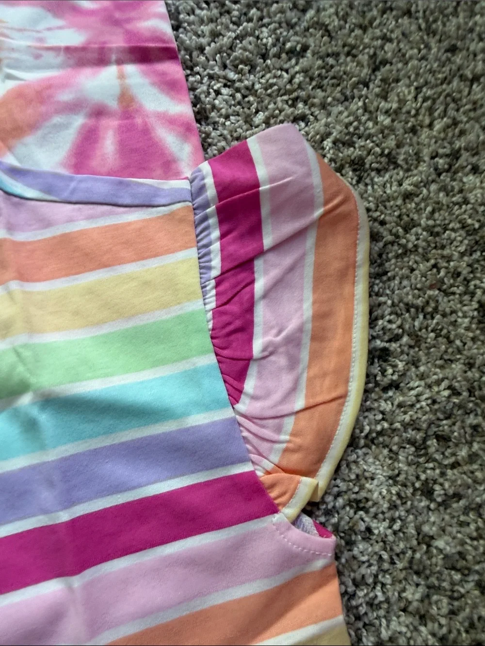 NWT 2 Girls' Rainbow Stripe & Tie-Dye Short Sleeve Tops flutter sleeve size M